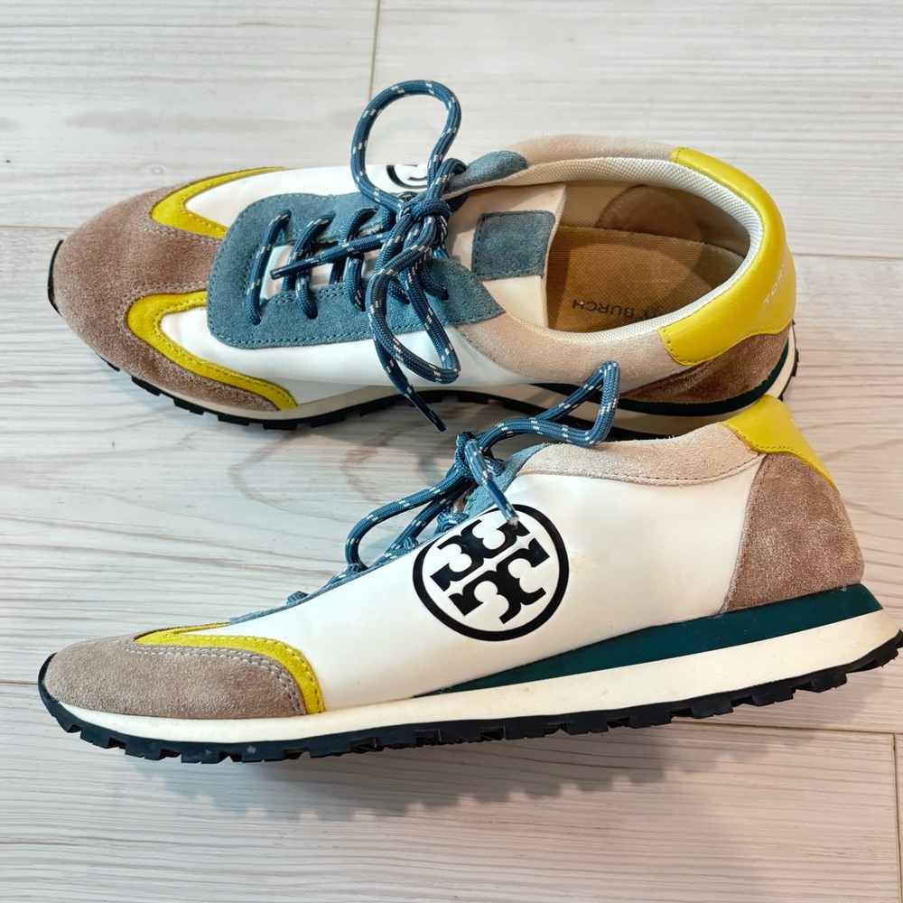 EUC Tory Burch “Annie” White and Yellow Chartreuse Logo Sneakers
